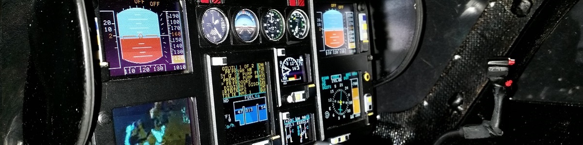 Cockpit einer EC145 mit unseren Displays.